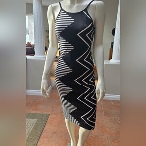 Chic Spaghetti Strap Black and White Geometric Dress